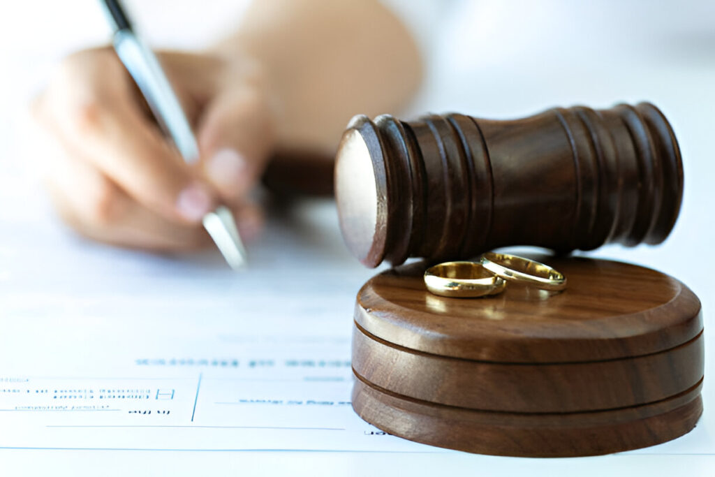 divorce and credit scores